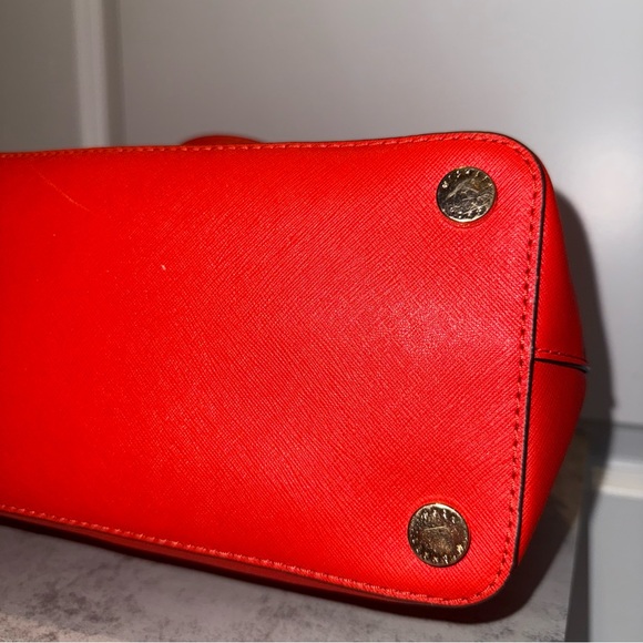 Michael Kors Cindy Large Dome Satchel Bag in Red Leather - Picture 6 of 10